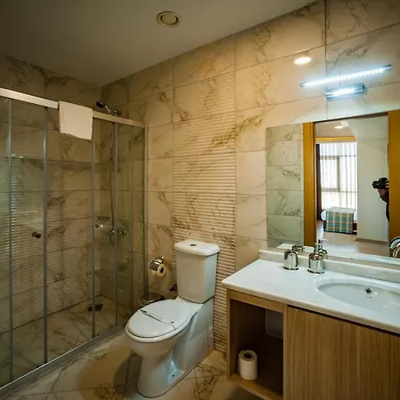 Akman Tzob 4*